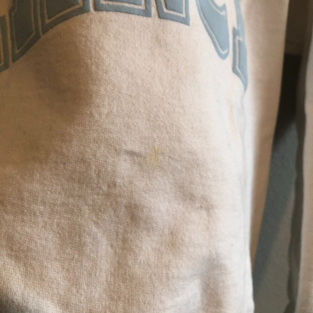 The Bar Fiancé Crewneck - Picture 5 of 5